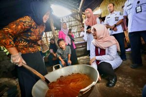 Melihat Produksi Gula Semut Organik di Kaki Gunung Ijen Banyuwangi yang Digemari Kalangan Menengah ke Atas