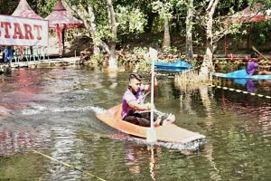 Kenalkan Pantai Wisata Cacalan, Ratusan Peserta Lomba Kano Ikuti Kejuaraan Bupati Cup